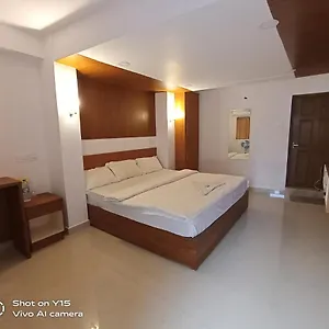 Magnet Hotel