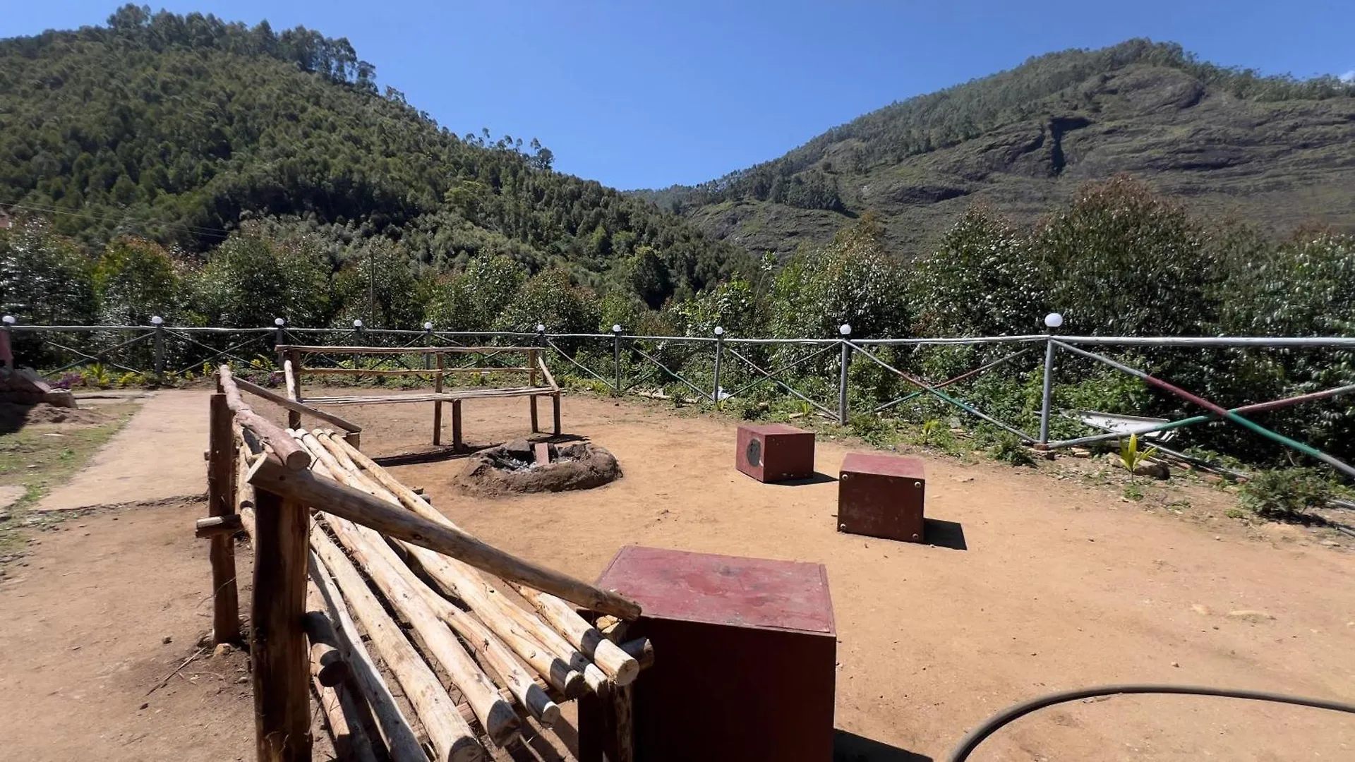 Paradise Resort Vattavada, Munnar
